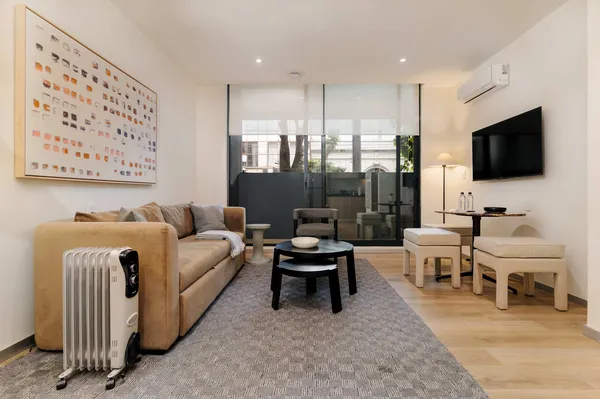 Gorgeous 1BR w/ AC  in Prime Cuauhtemoc