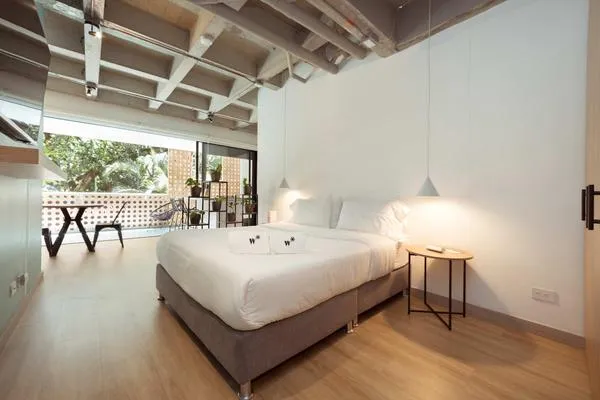 Elegant Loft w/ Private Balcony in Laureles