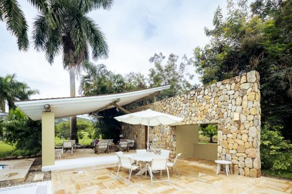 Spacious 5BR Villa at Mesa de Yeguas