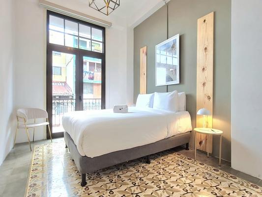 Deluxe 1BR in Casco Viejo