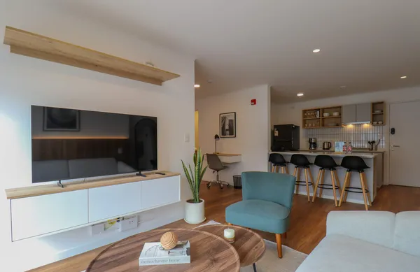 Amazing 2BR w/ Partial Sea View in Miraflores
