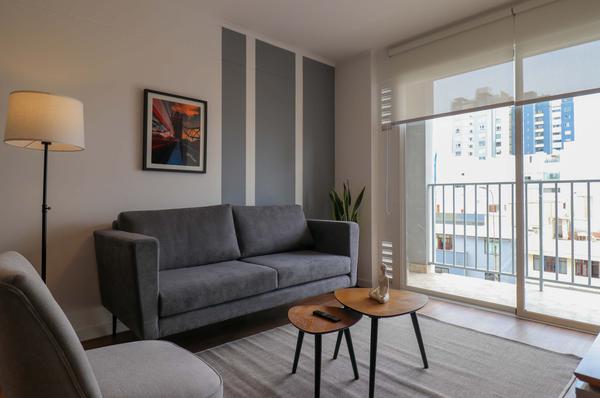 Chic & Inviting 2BR w/ Balcony in Miraflores