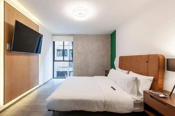 Unique 2BR in Parque España