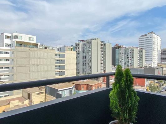 Excelent 2BR with balcony in Miraflores