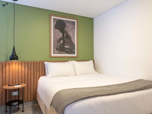 Charming 2BR Apt Laureles with AC