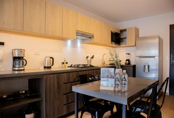 Prime 2BR w/ Balcony in Miraflores