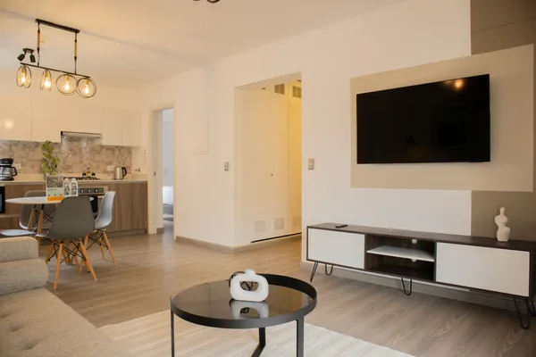 Well-Located 2BR in Miraflores