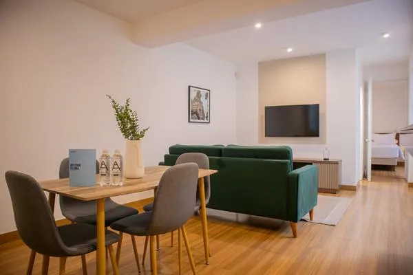 Striking 1BR near Malecon in Miraflores