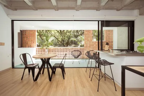 Elegant Loft w/ Private Balcony in Laureles