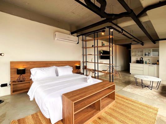 Splendid Loft w/ AC in Trendy Laureles Neighborhood