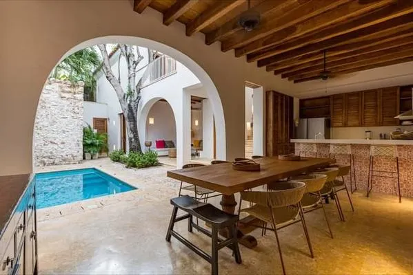 Luxurious House w/ Fantastic Pool in Cartagena