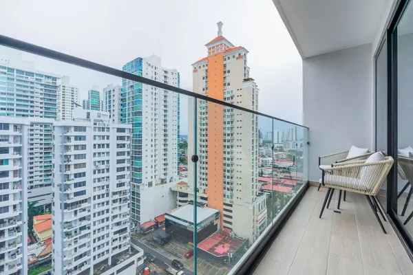 Cozy 1BR in San Francisco w/ Balcony & View
