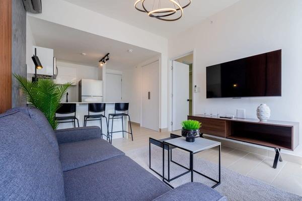 Striking 1BR Condo in San Francisco