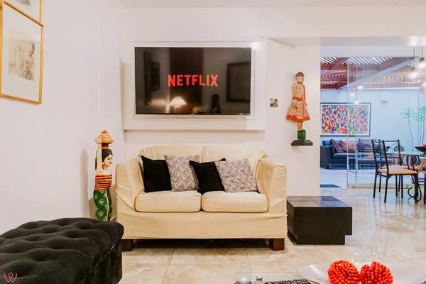 Diego Ferré / Charming Place in Miraflores