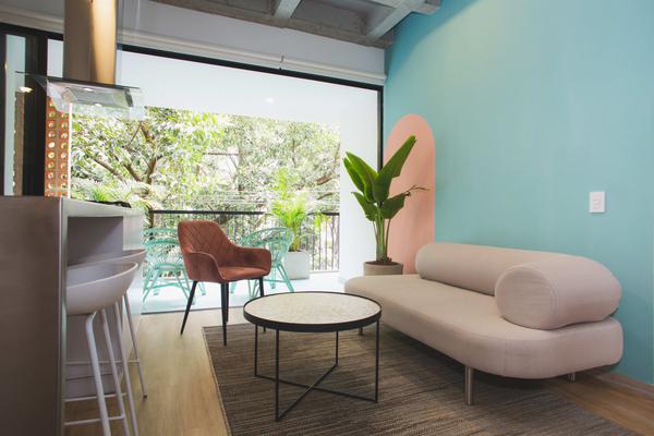 Great 3BR with Balcony in Laureles