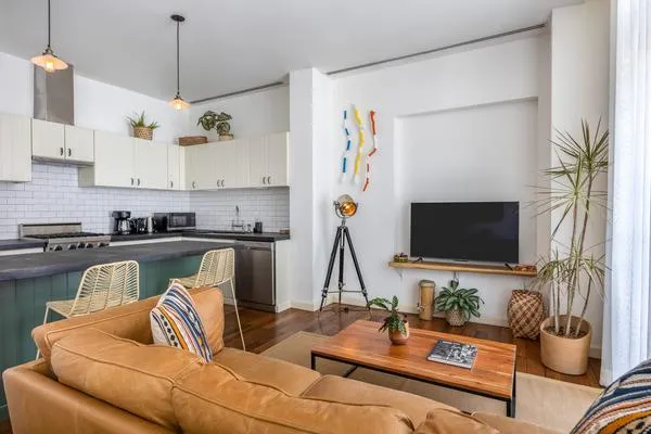 Sophisticated 1BR in Casco Viejo