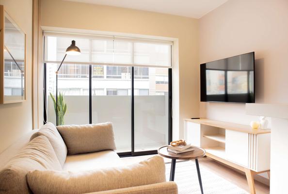 Enchanting 2BR w/ Balcony Near Kennedy Park