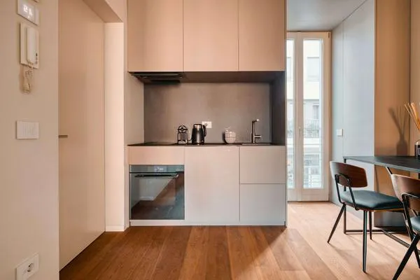 Stylish Stay with Balcony in Porta Venezia