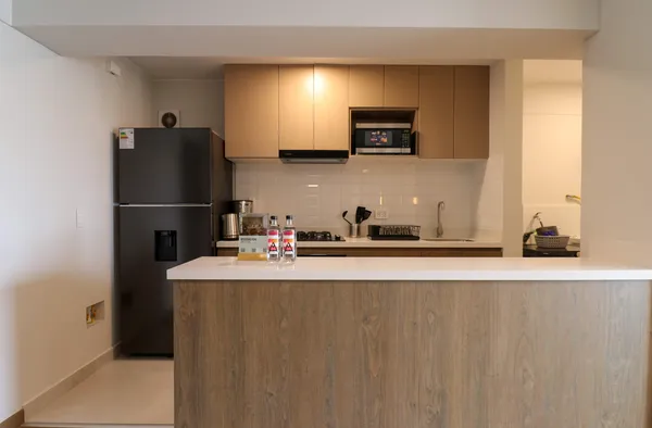 Deluxe 3BR w/ Balcony in Prime Miraflores