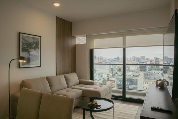 Signature Balcony 2BR in Miraflores