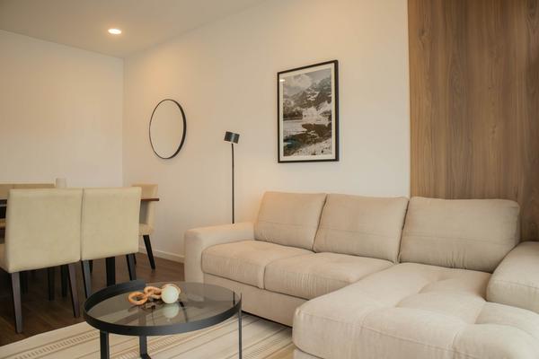 Delightful 2BR with Balcony in Miraflores