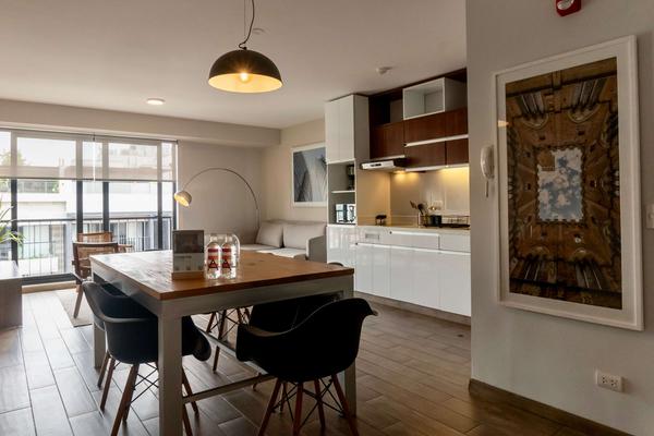 High Ceiling and Classy 2BR in Miraflores