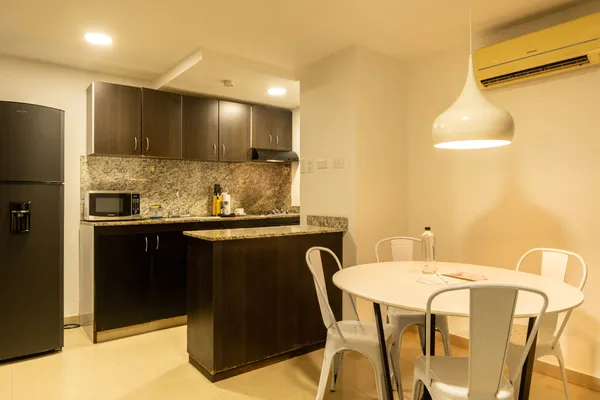 Fantastic 2BR w/ AC in Bocagrande