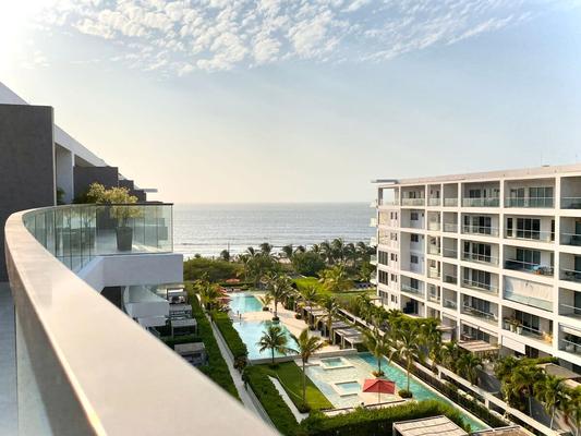 Amazing 2BR with Terrace in Manzanillo Beach