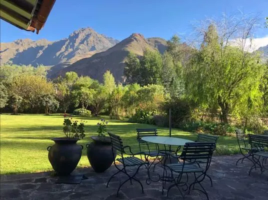 Peaceful 4BR Villa with Nature View