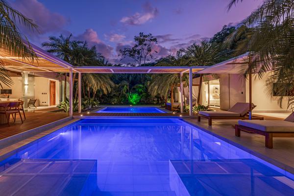 Stunning 3BR Home w/ Terrace in Costa Rica