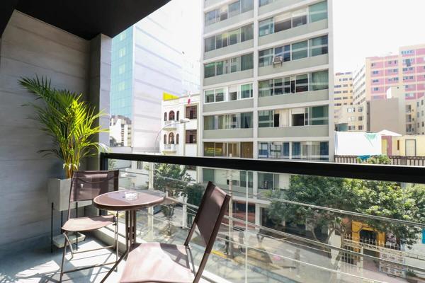 Perfect 3BR with balcony in Miraflores