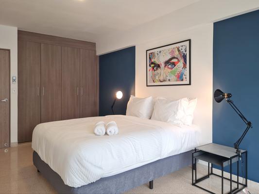 Amazing 2BR La Cresta