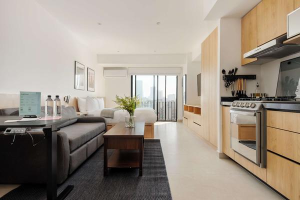 Engaging Loft w/ Balcony in Tabacalera