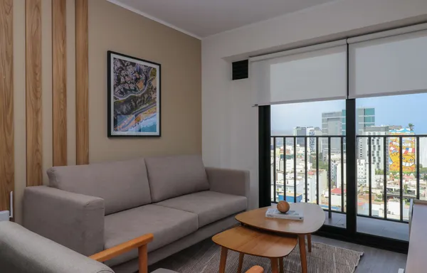 Upscale 3BR w/ Balcony in Upscale Miraflores