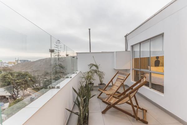 Spacious 1BR with Terrace Overlooking La Huaca