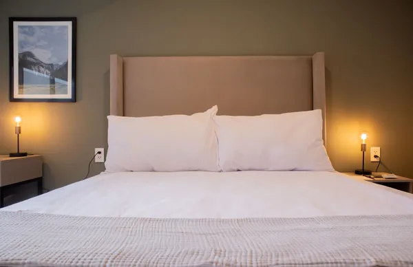 Prime 2BR w/ Balcony in Miraflores
