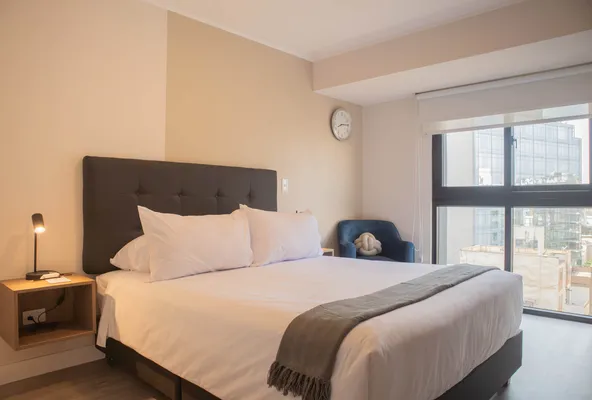 Relaxing 2BR w/ Balcony & View in Miraflores