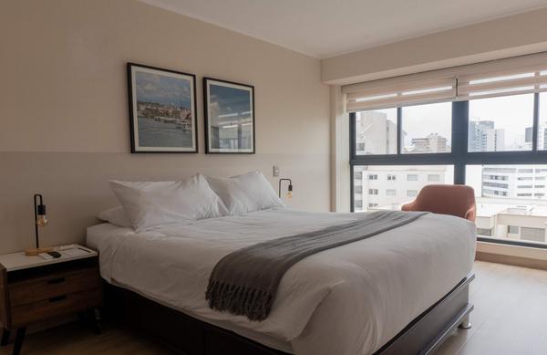 Magnificent 3BR with balcony in San Isidro