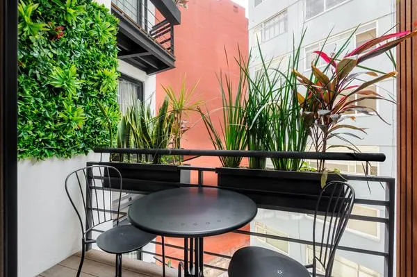 Engaging Loft w/ Balcony in Parque Mexico