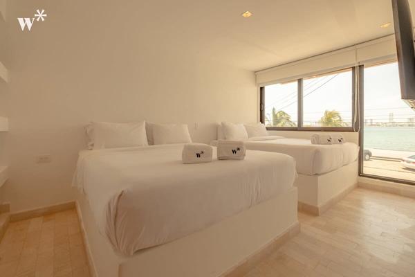 Castillo Grande Bayside Retreat 6BR 2 Homes