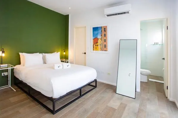 Iconic 2BR w/ Rooftop Casco Antiguo