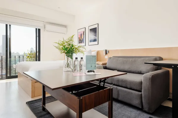 Elegant Loft w/ Balcony & AC in Cuauhtémoc