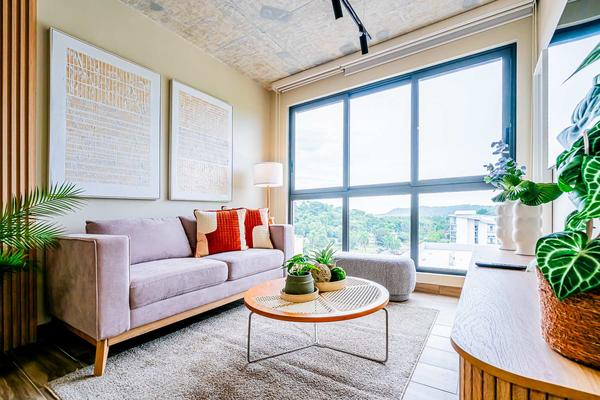 Stylish 2BR Apartment in Vibrant Centriqo