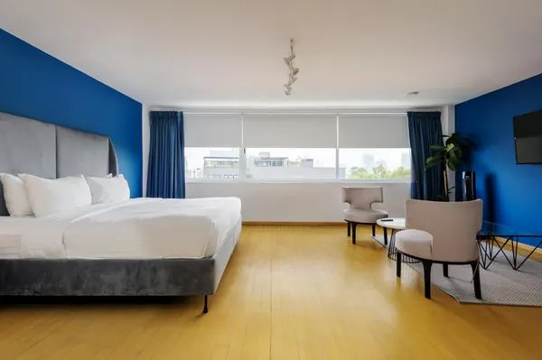 Polished 3BR Duplex in Condesa