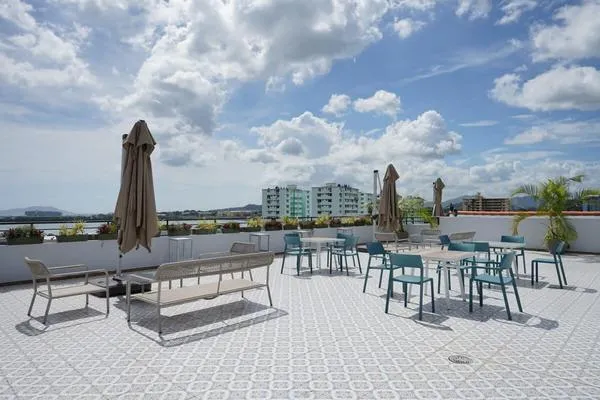 Clear 1BR w/ Terrace in Casco Viejo
