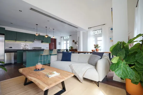 Exclusive 2BR in Casco Antiguo