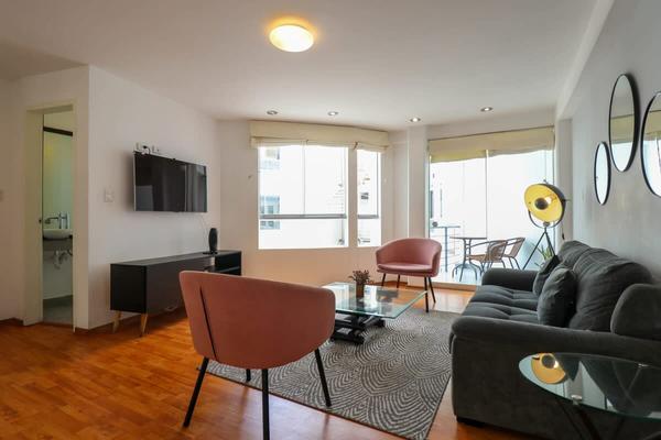 Spacious 3BR with Balcony in Barranco