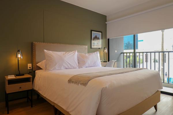 Shining 1BR w/ Perfect Balcony in Miraflores