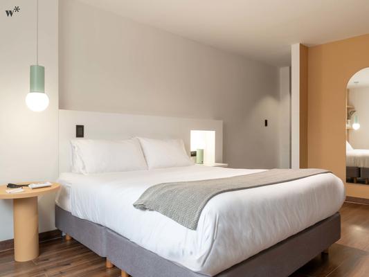 Stunning 3BR w/ Balcony in Laureles