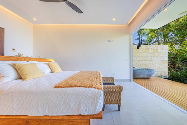 Luxury 3BR Rainforest Villa w/ Oceanview Pool